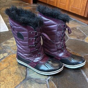 Women’s Sorel Joan of Arc boots